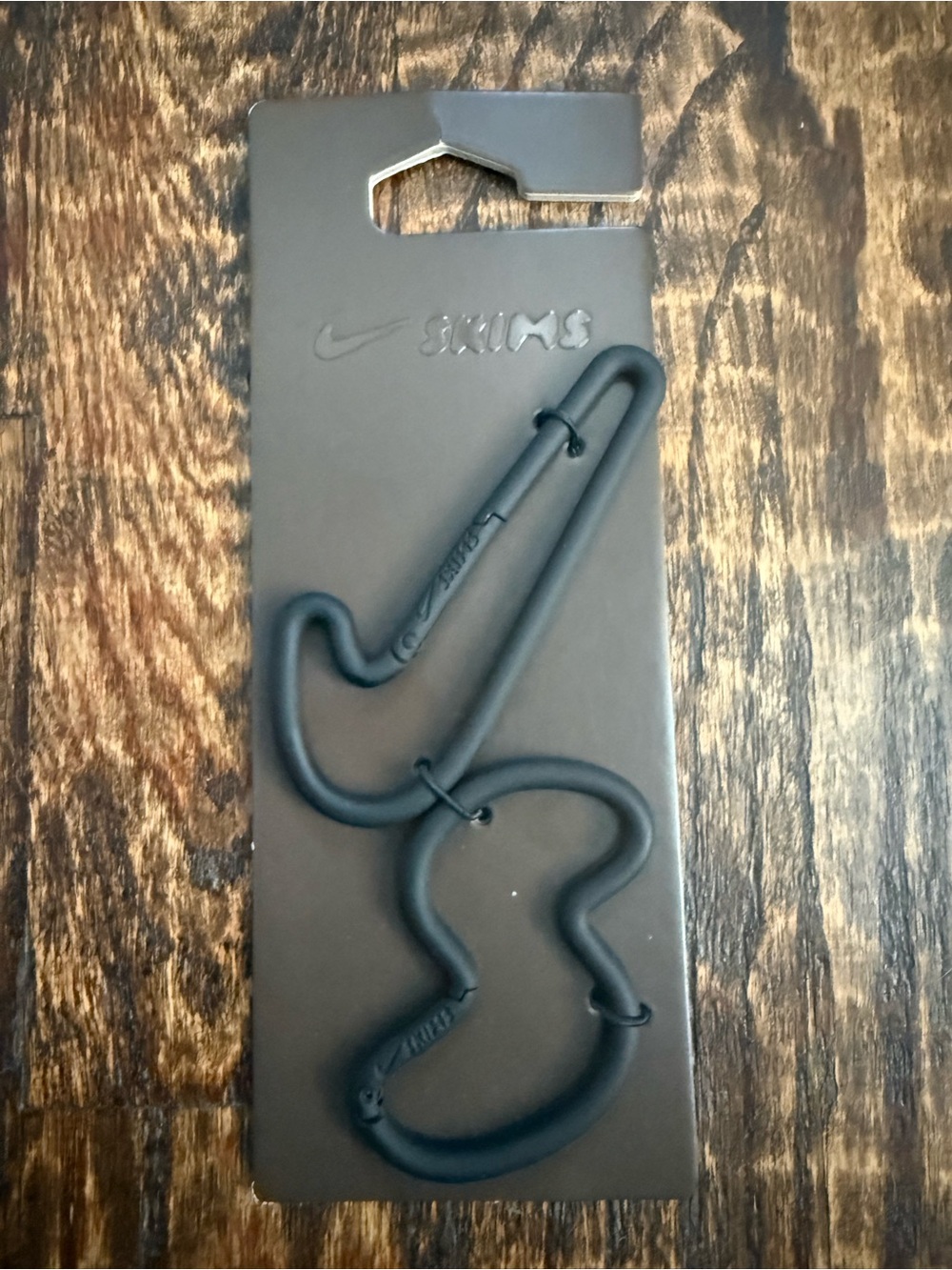 SKIMS NIKE NWT Black Carabiner Set